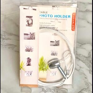 KIKKERLAND Cable Photo Holder NWT